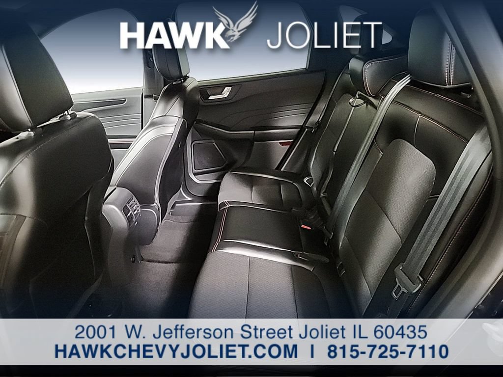 Used 2025 Ford Escape ST-Line Select AWD/4WD image 13