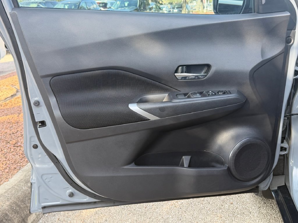 Used 2023 Nissan Kicks SV FWD image 20
