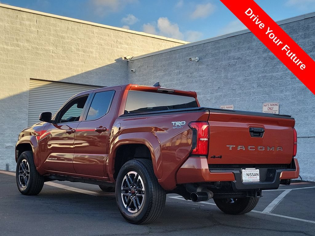 Used 2025 Toyota Tacoma TRD Sport AWD/4WD image 2