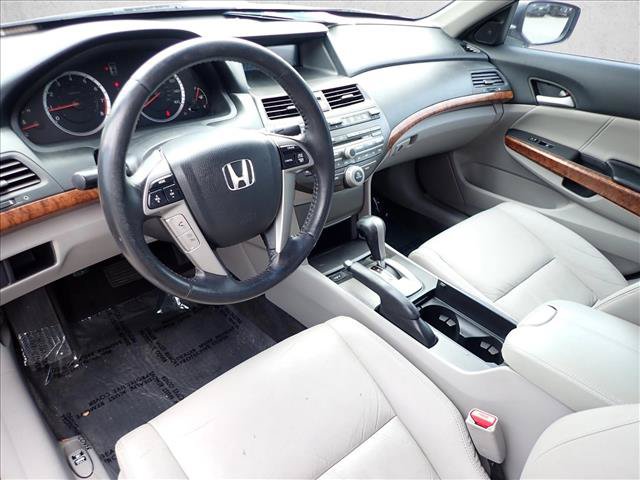 Used 2011 Honda Accord EX-L image 9