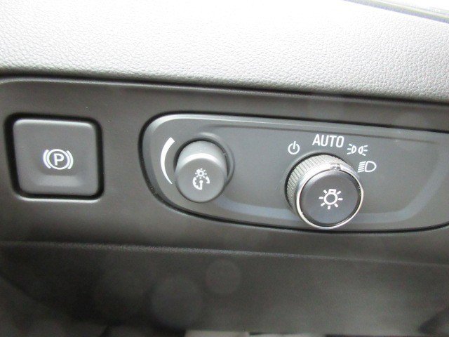 Used 2021 Buick Enclave Avenir w/ Avenir Technology Package image 24