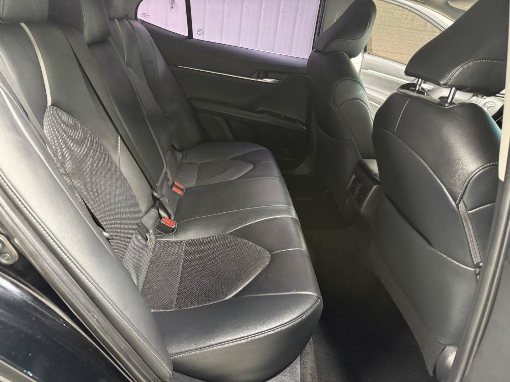Used 2019 Toyota Camry XSE FWD image 30