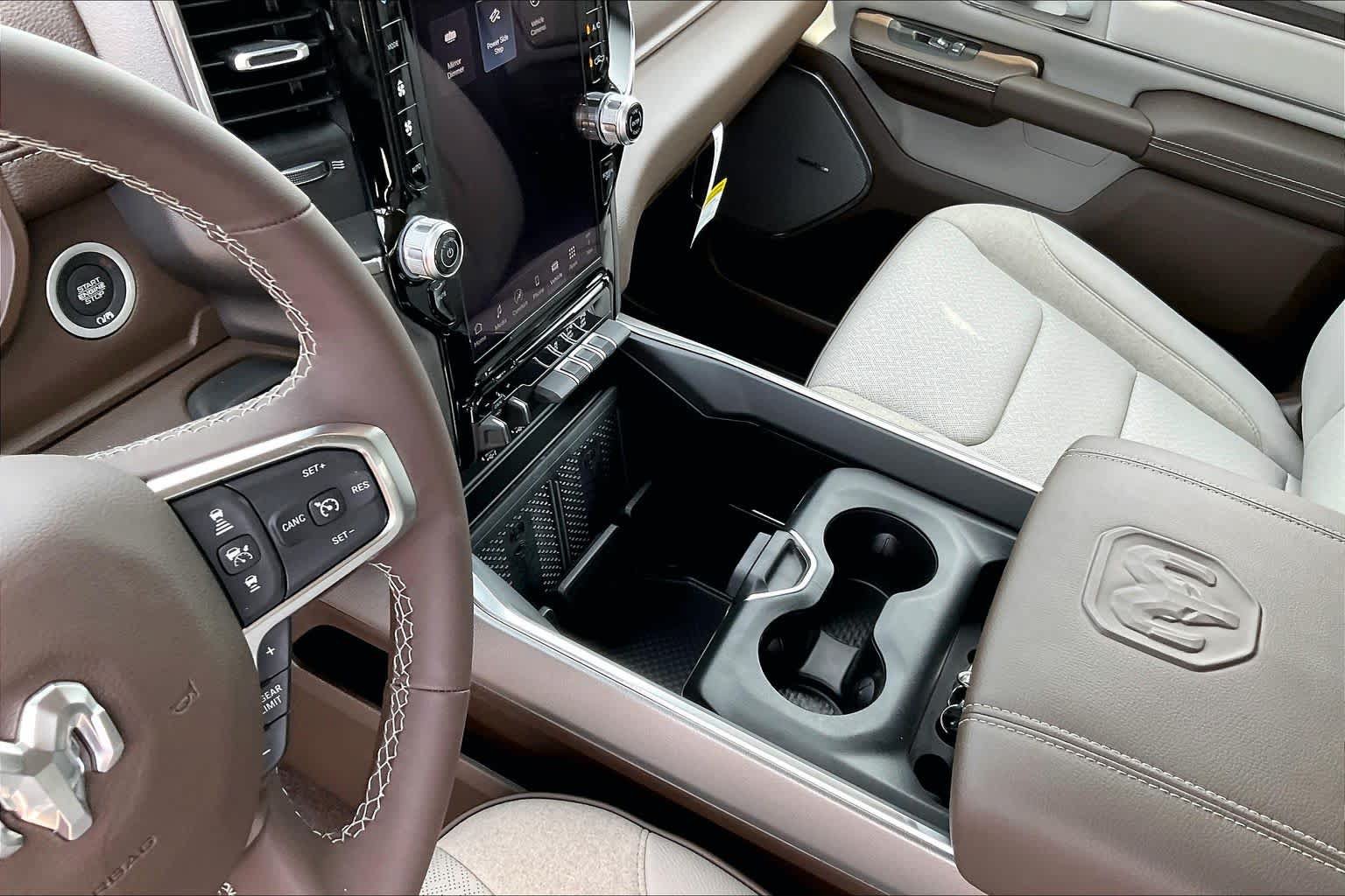 New 2027 RAM 1500 Laramie w/ Laramie Preferred Package AWD/4WD image 7