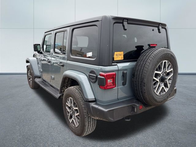 Used 2024 Jeep Wrangler Sahara AWD/4WD image 2