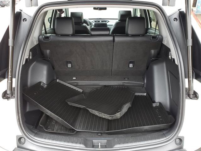 Used 2019 Honda CR-V Touring image 5