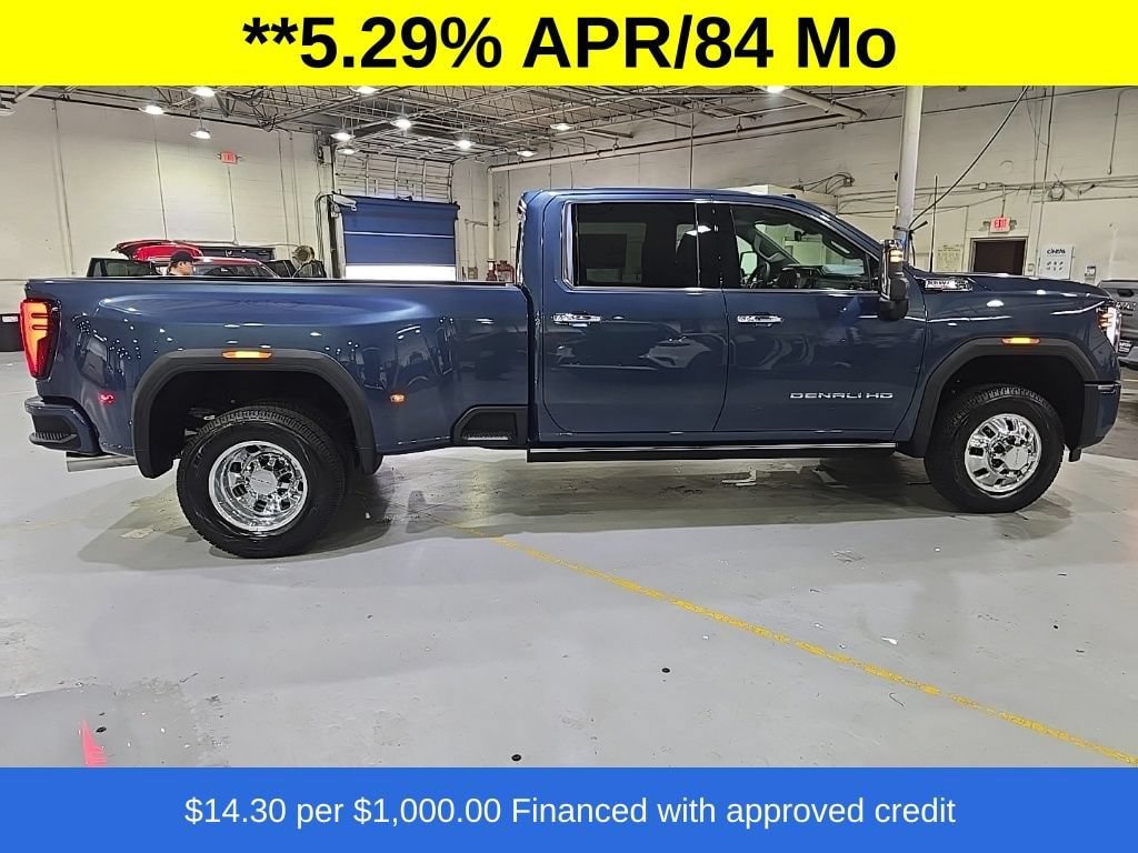 New 2026 GMC Sierra 3500 Denali w/ Denali Reserve Package AWD/4WD image 8