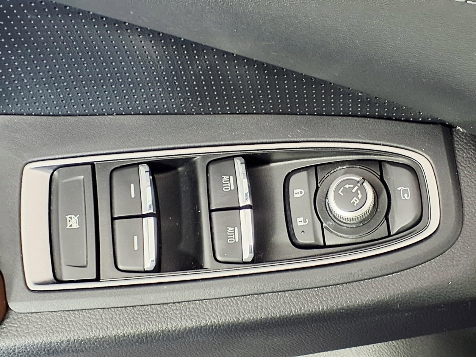 Used 2023 Subaru Ascent Touring image 14