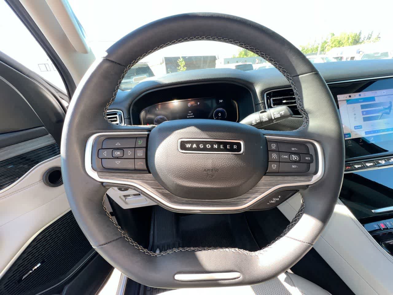 Used 2024 Jeep Wagoneer Series III AWD/4WD image 14