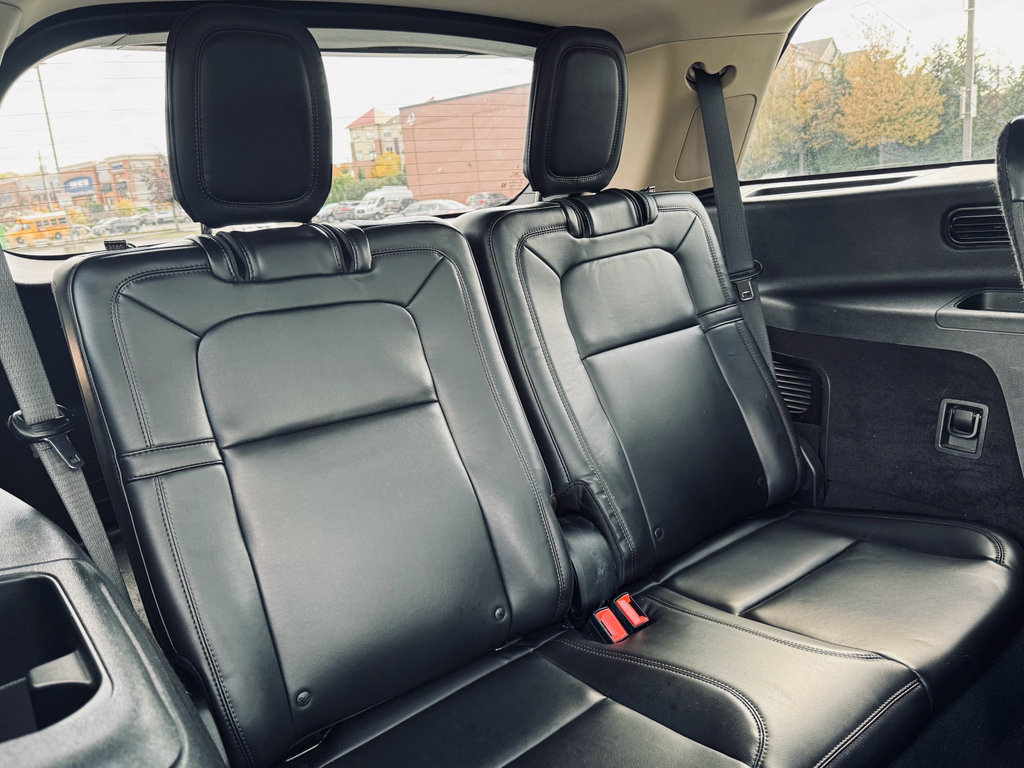 Used 2021 Lincoln Aviator Reserve w/ Equipment Group 202A image 30