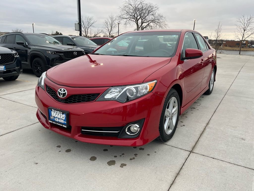 Used 2012 Toyota Camry SE image 4