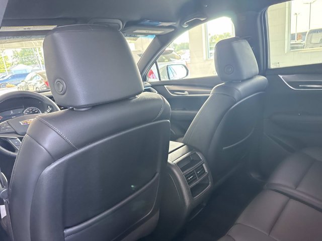 Certified 2024 Cadillac XT5 Luxury w/ LPO, Floor Liner Package AWD/4WD image 58