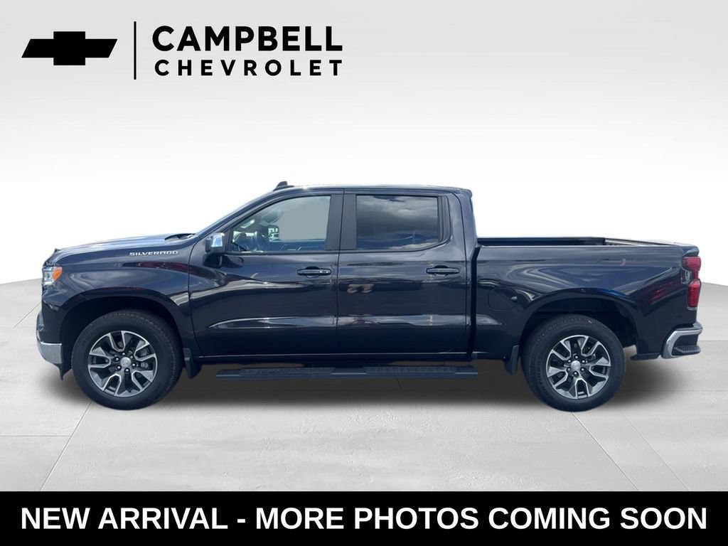 Used 2023 Chevrolet Silverado 1500 LT AWD/4WD image 2