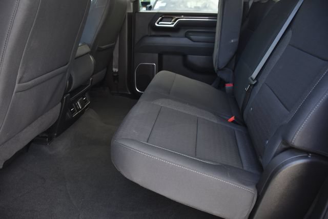 Used 2025 Chevrolet Silverado 2500 LT w/ Convenience Package AWD/4WD image 24