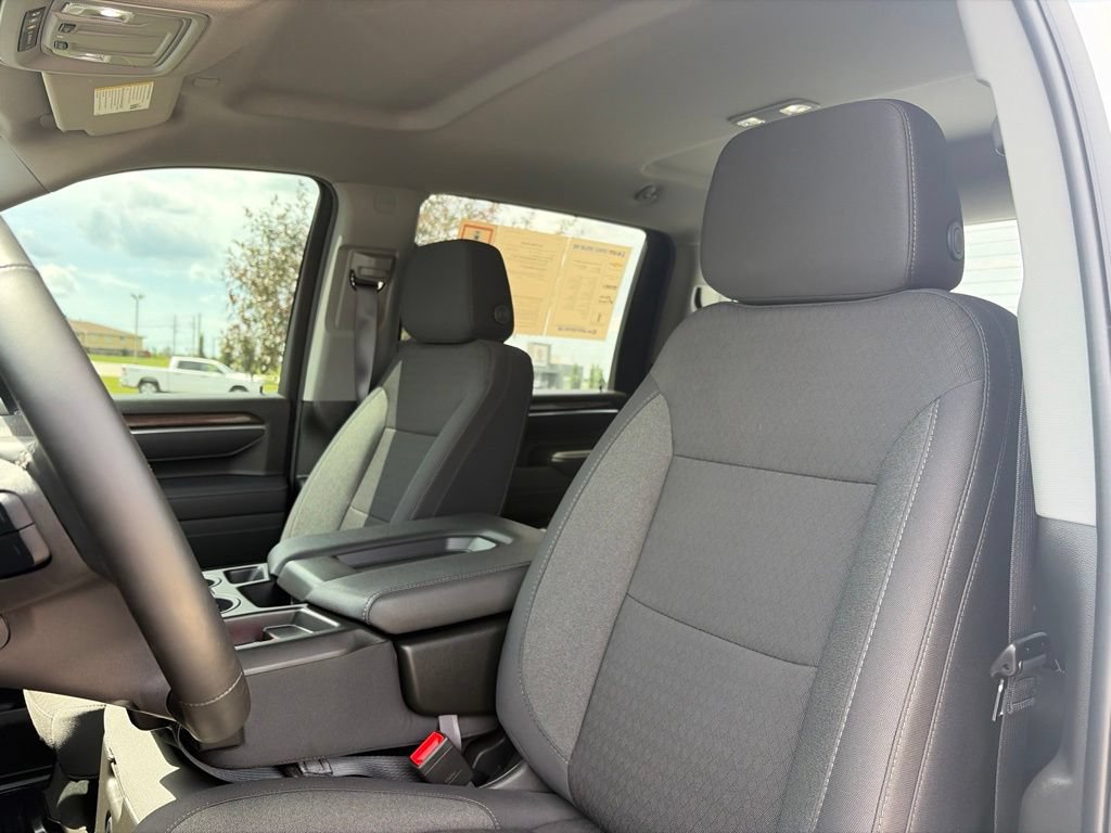 Used 2025 Chevrolet Silverado 2500 LT w/ Convenience Package AWD/4WD image 47