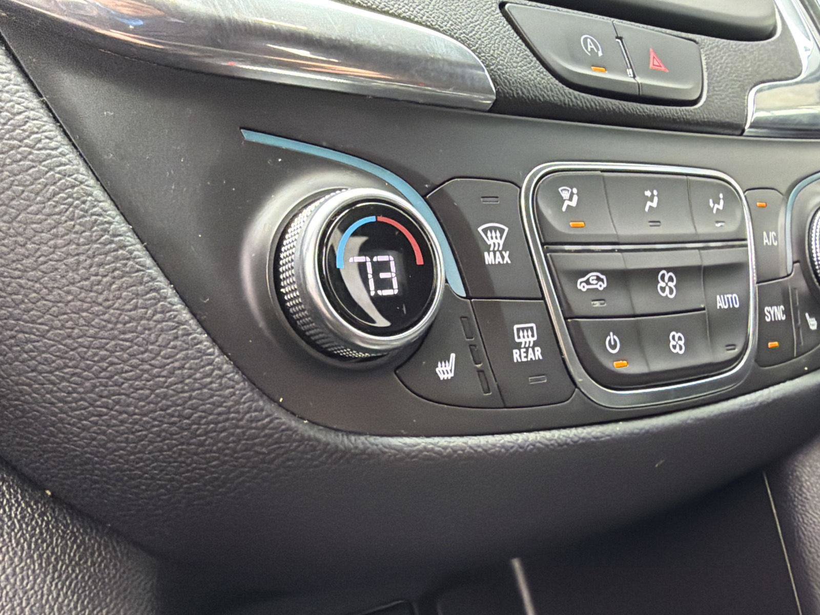 Used 2022 Chevrolet Equinox LT AWD/4WD image 28