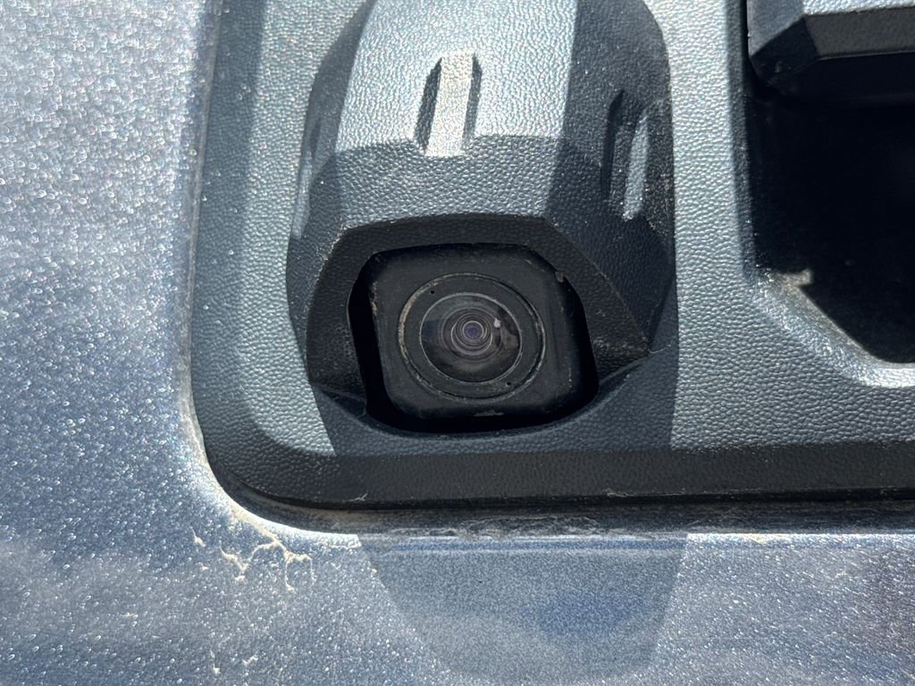 Used 2019 Toyota Tundra SR5 w/ TRD Off Road Package AWD/4WD image 51