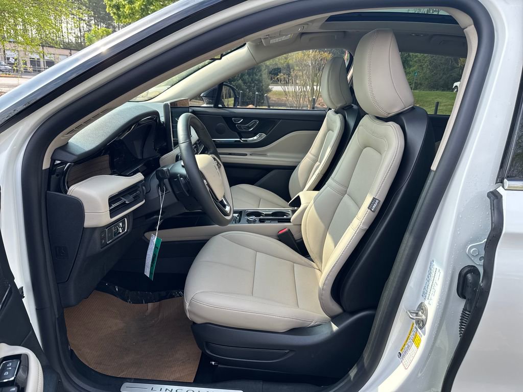 New 2026 Lincoln Corsair Grand Touring AWD/4WD image 23