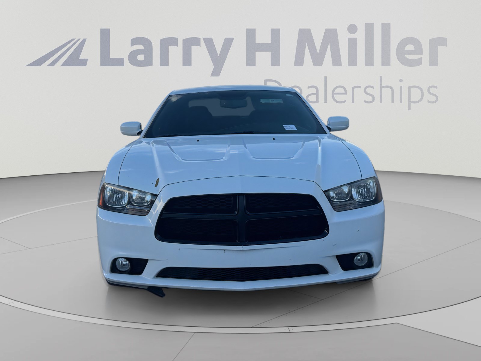 Used 2013 Dodge Charger SXT w/ Blacktop Pkg RWD image 8