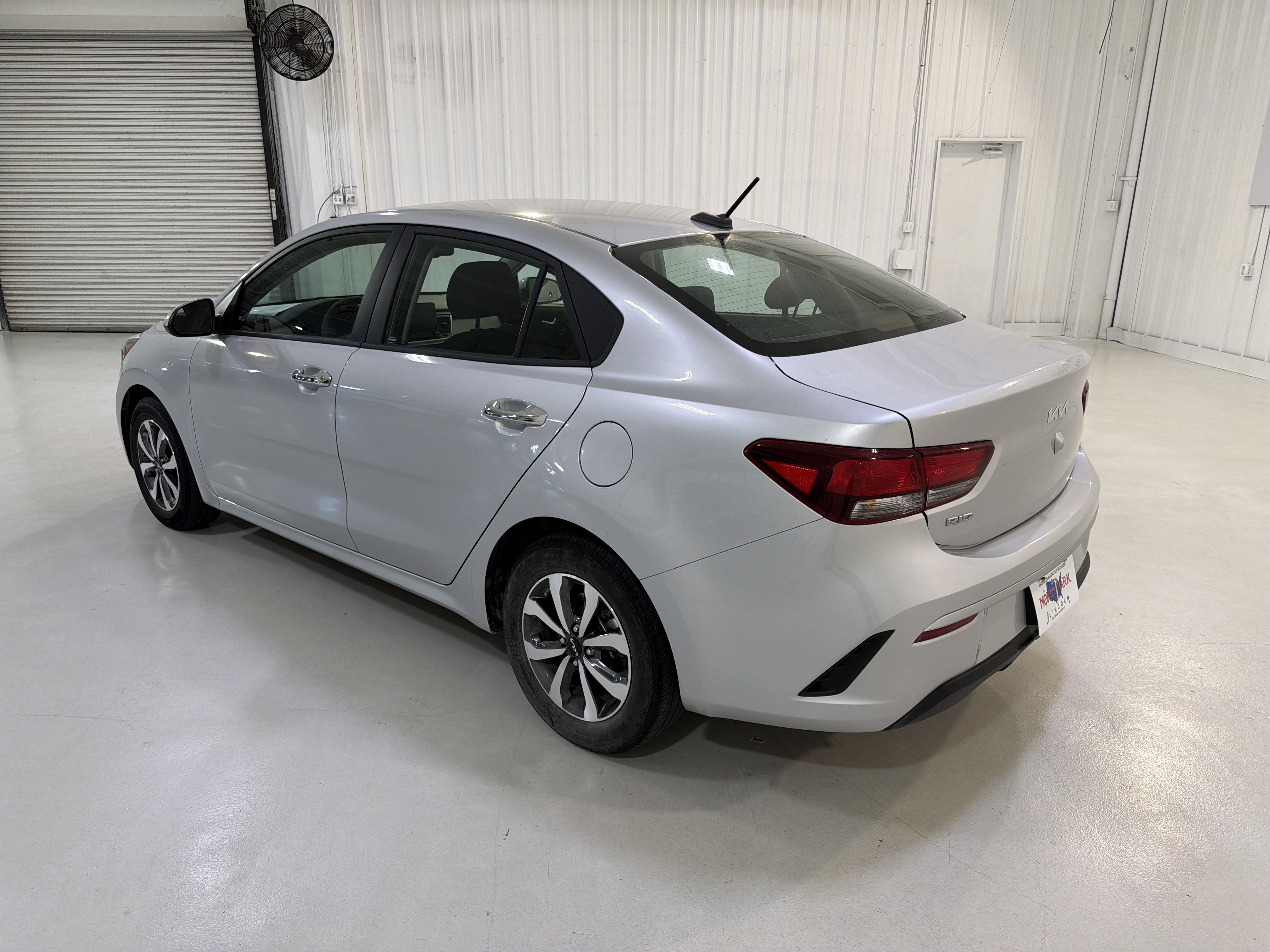 Used 2023 Kia Rio S w/ Technology Package image 3