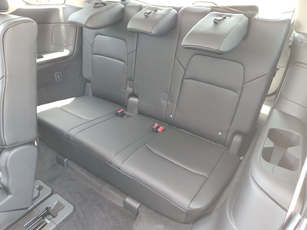 New 2026 Nissan Pathfinder SL FWD image 22