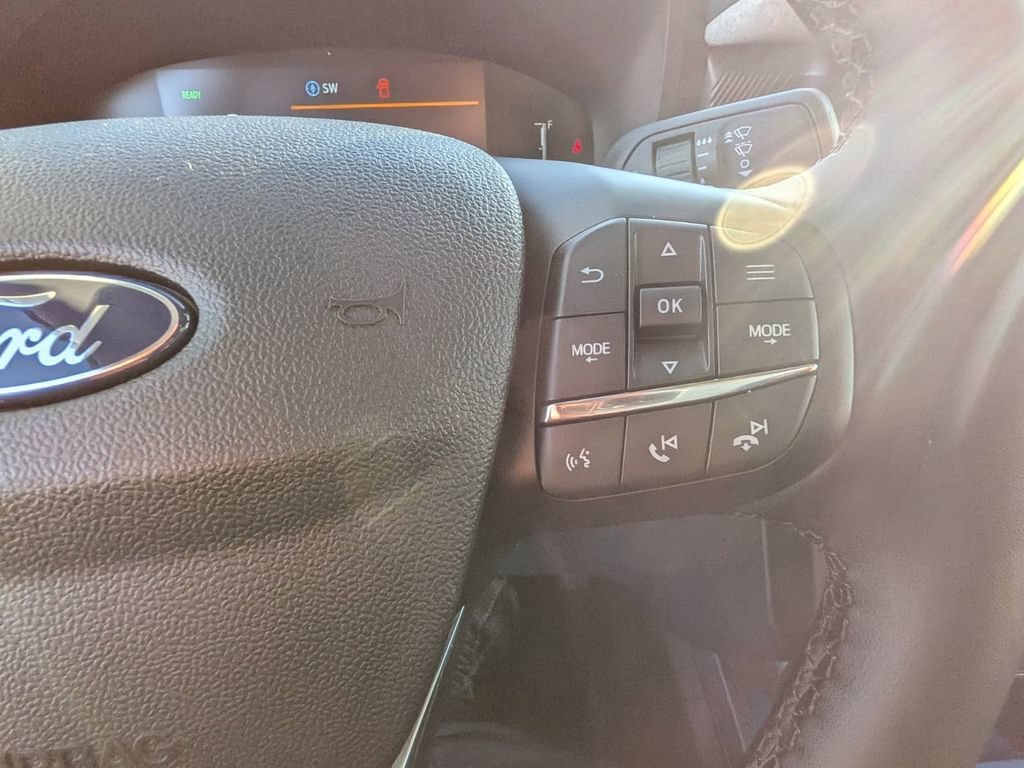 New 2026 Ford Maverick XLT w/ XLT Luxury Package FWD image 12