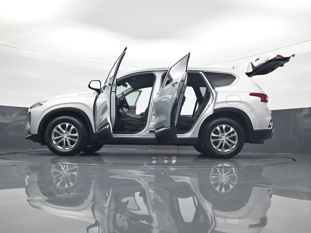 Used 2020 Hyundai Santa Fe SE FWD image 35