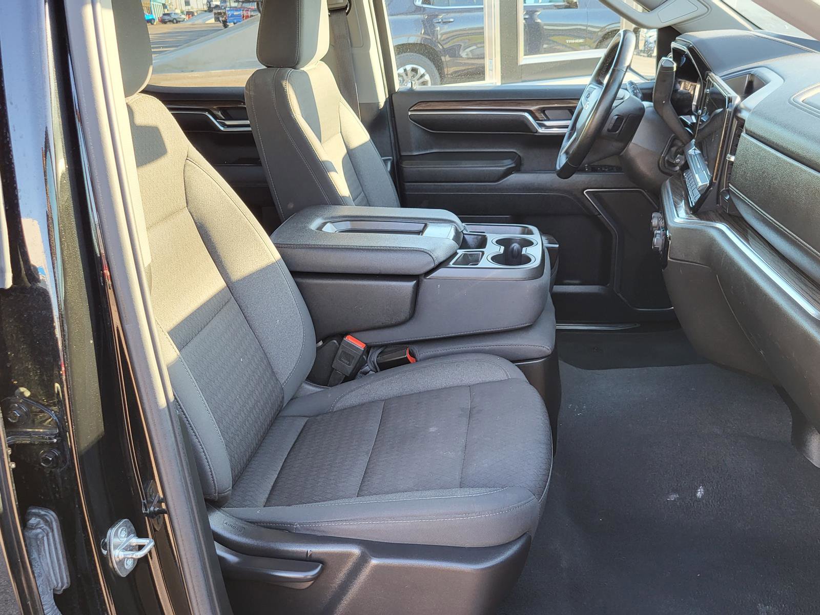 Used 2023 Chevrolet Silverado 1500 LT w/ Protection Package image 10