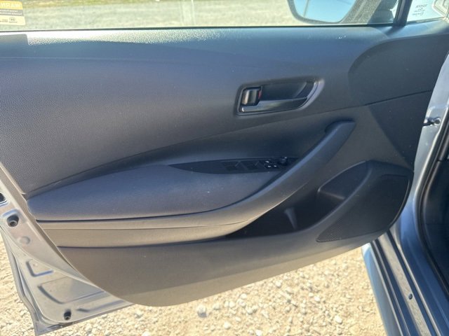 Used 2023 Toyota Corolla LE image 19
