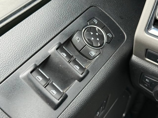 Used 2015 Ford F150 Lariat w/ Equipment Group 502A Luxury AWD/4WD image 18