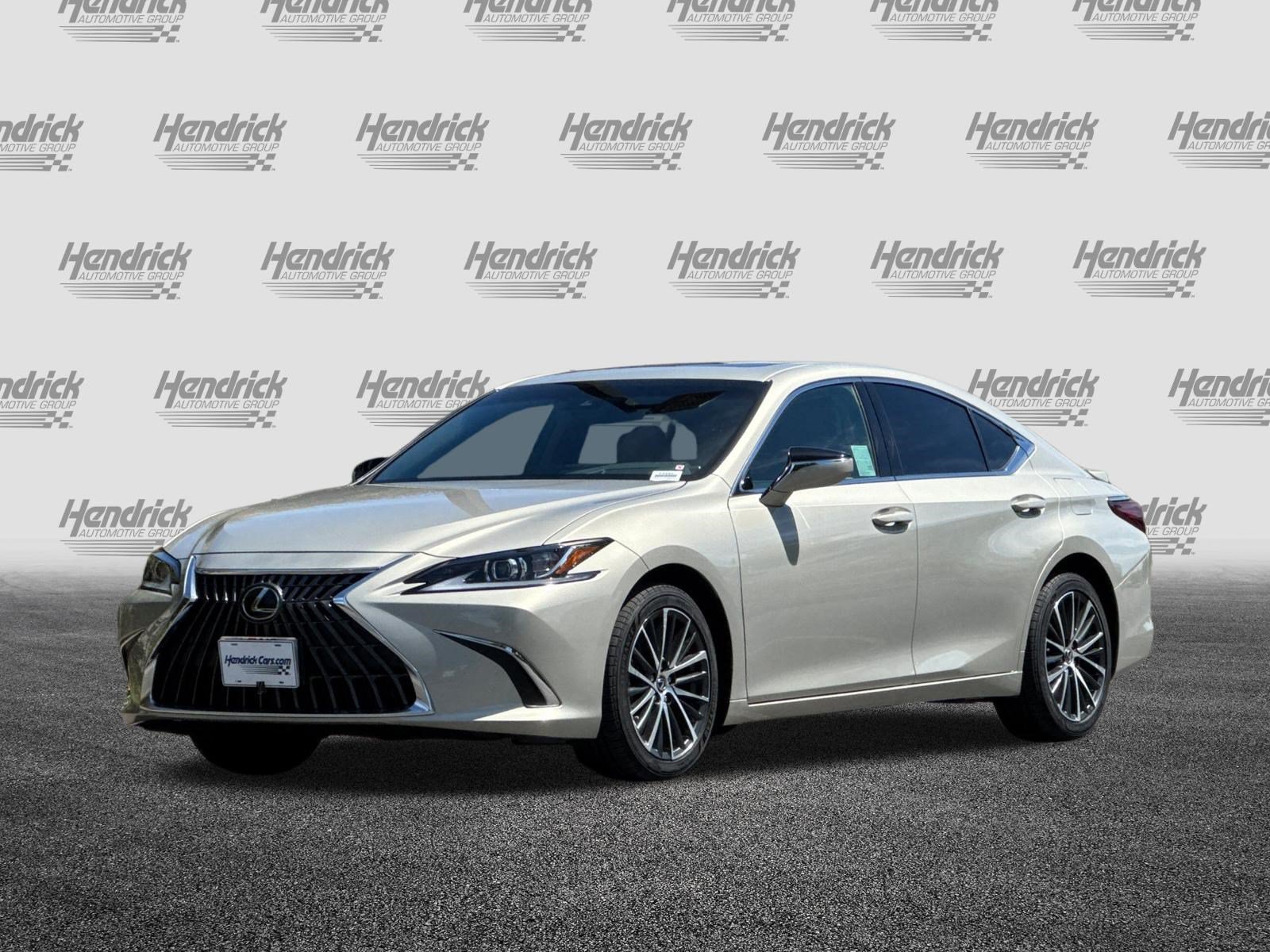 Certified 2025 Lexus ES 300h w/ Premium Package FWD image 9
