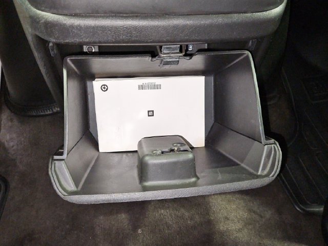 Used 2011 Chevrolet Express 1500 LT w/ LT Preferred Equipment Group AWD/4WD image 36