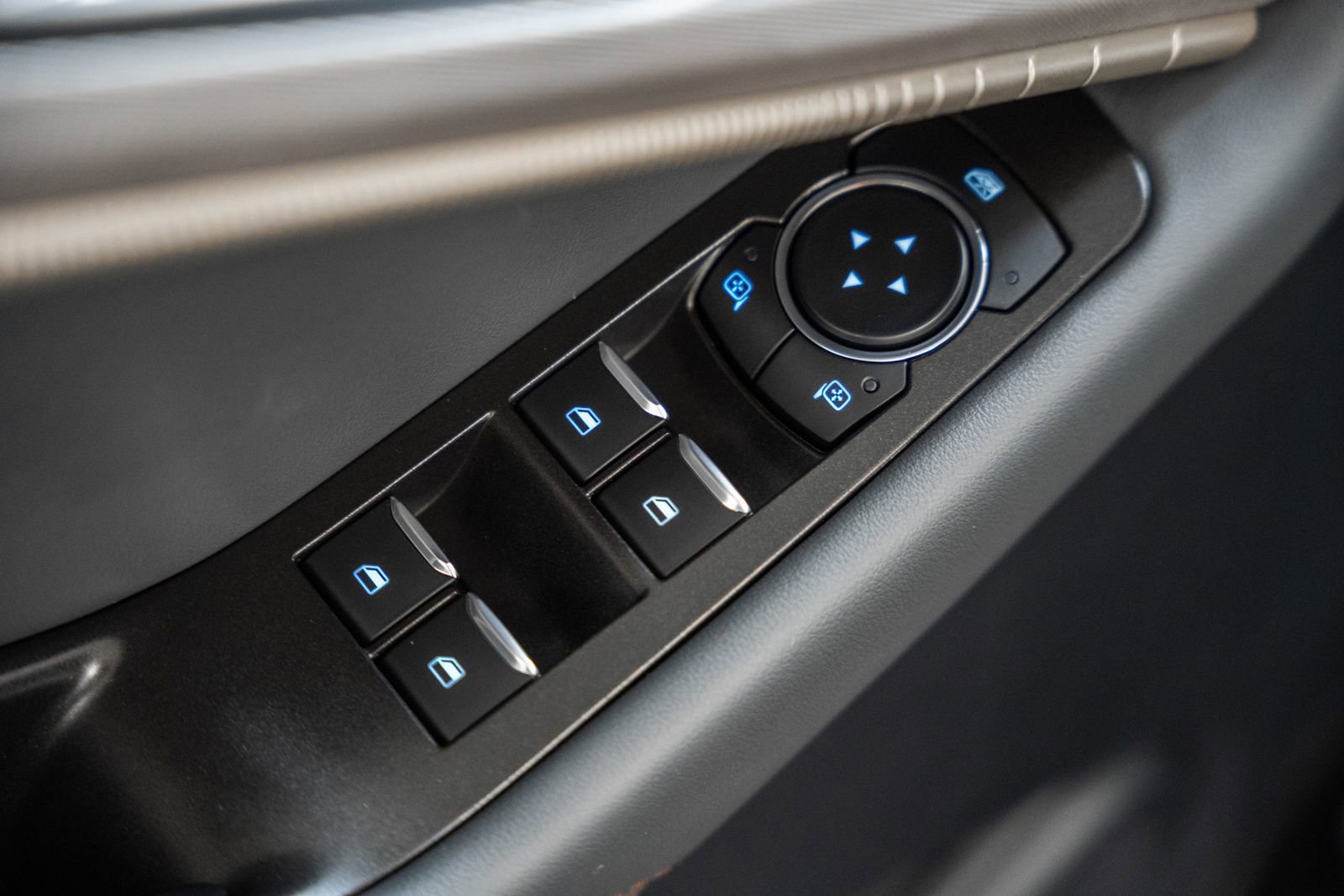 Certified 2025 Ford Explorer Active w/ Active Comfort Package image 45