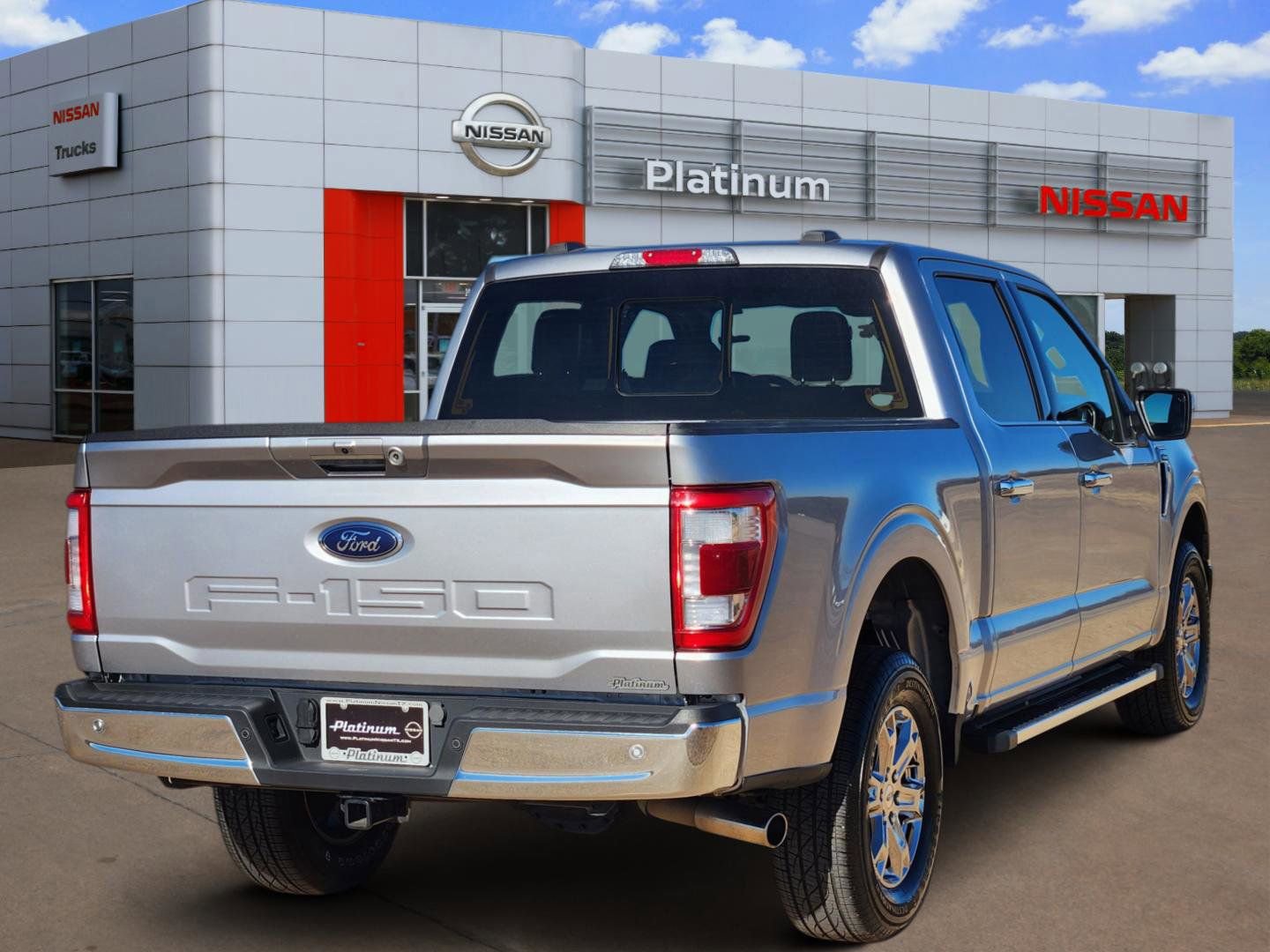 Used 2023 Ford F150 Lariat image 4