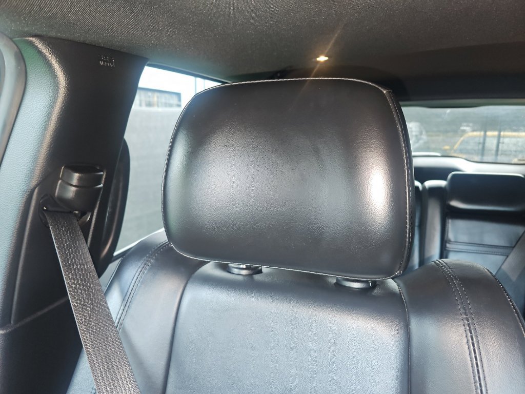 Used 2019 Jeep Grand Cherokee Limited AWD/4WD image 11