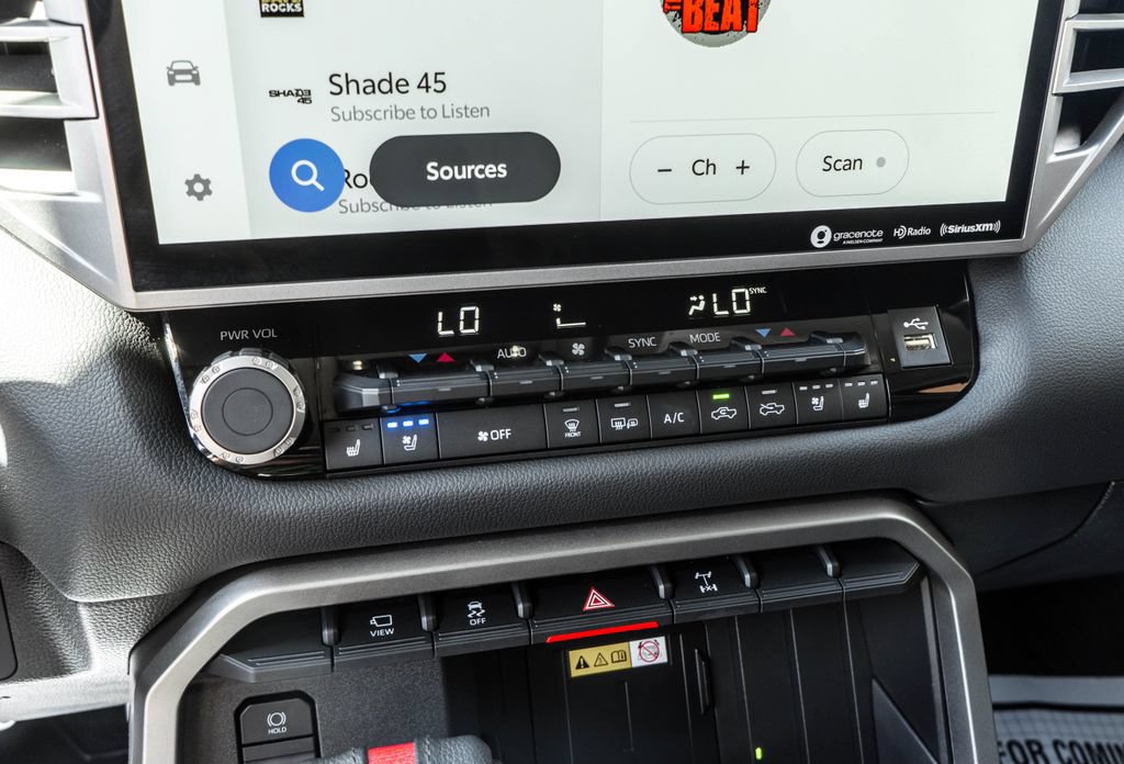 Used 2022 Toyota Tundra Limited AWD/4WD image 19
