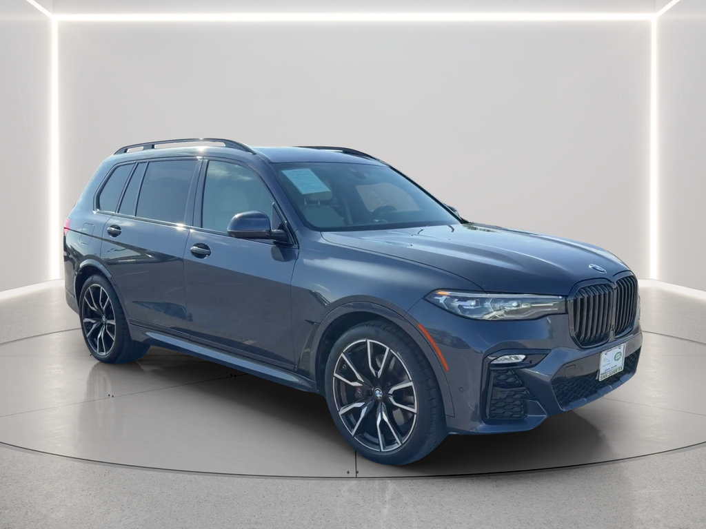 Used 2022 BMW X7 xDrive40i w/ M Sport Package AWD/4WD image 3