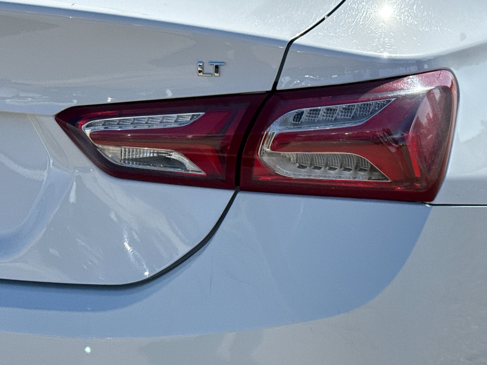 Used 2022 Chevrolet Malibu LT FWD image 22