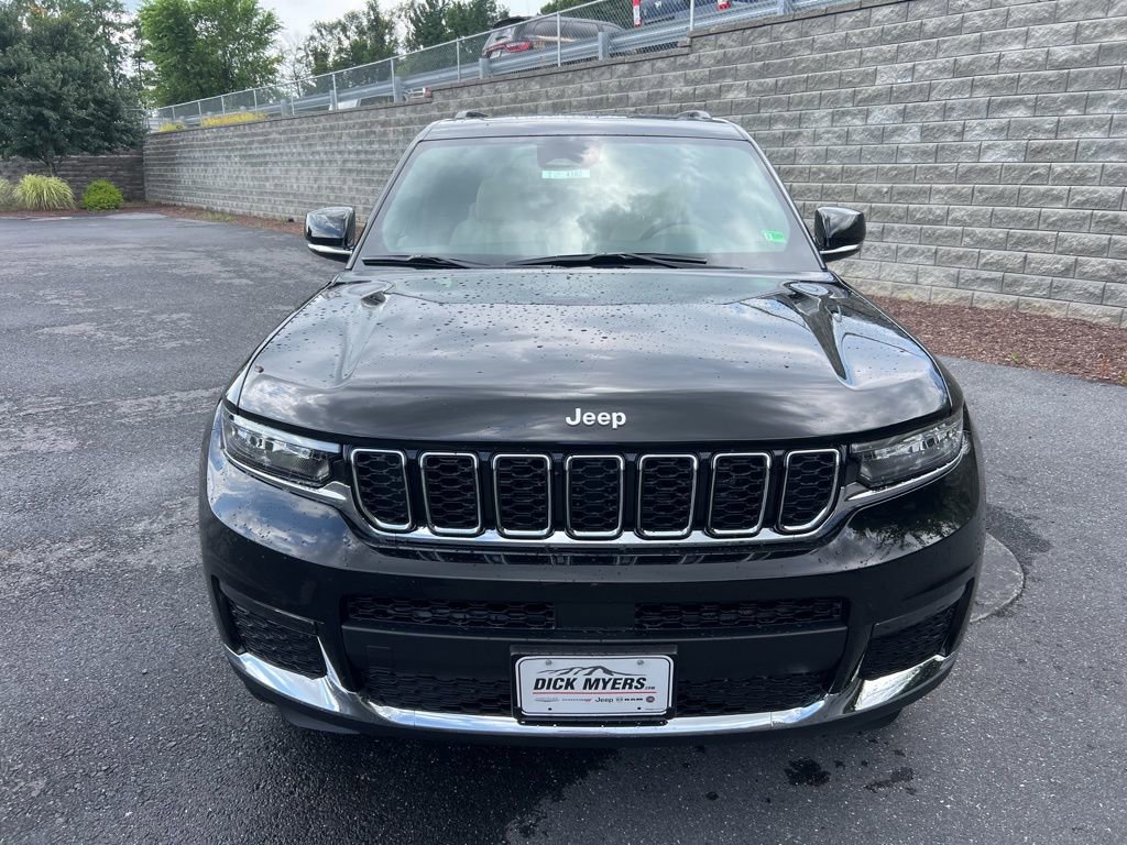New 2025 Jeep Grand Cherokee L Limited image 4