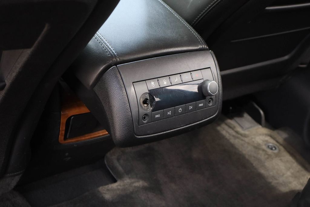 Used 2009 Buick Enclave CXL w/ Entertainment Package #2 image 22