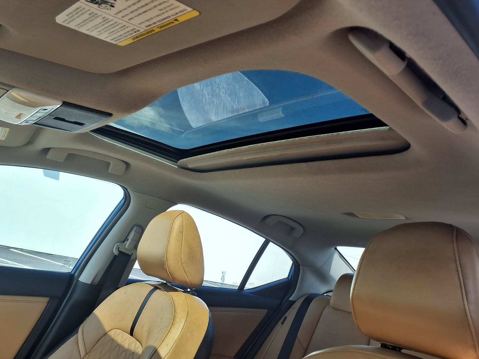 Used 2020 Nissan Sentra SV w/ SV Premium Package FWD image 18