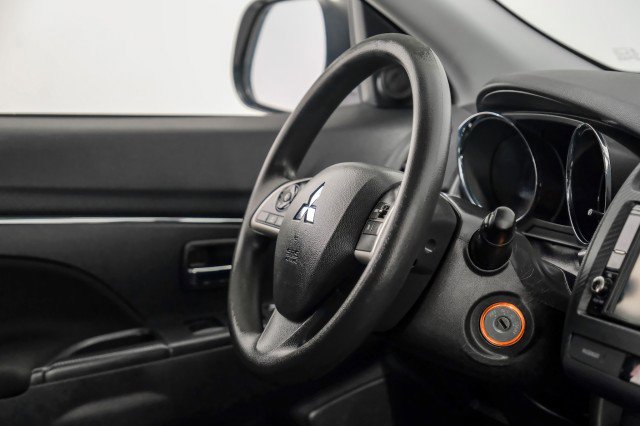 Used 2020 Mitsubishi Outlander Sport ES image 11