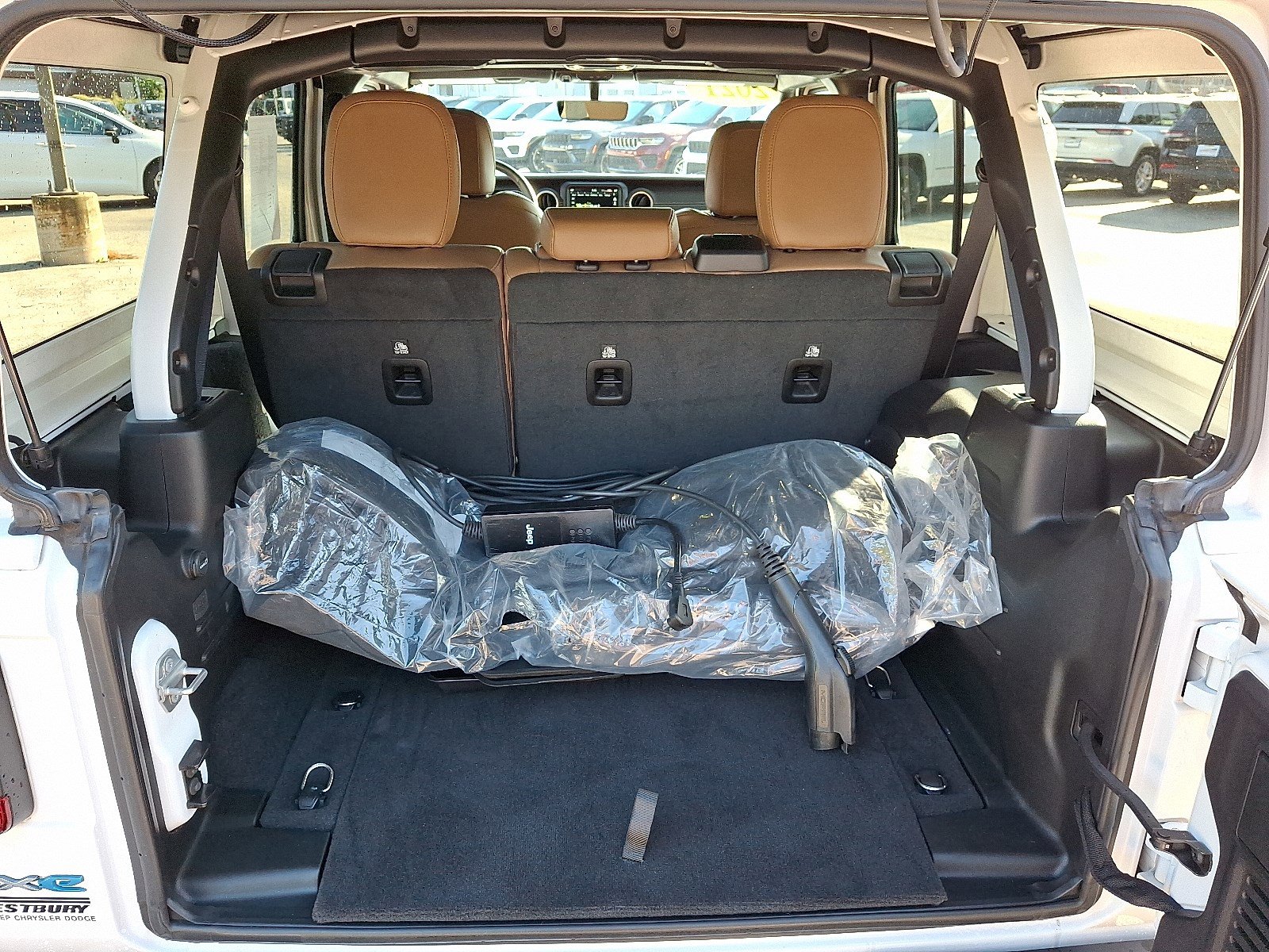 Certified 2021 Jeep Wrangler Unlimited Sahara w/ Cold Weather Group image 29