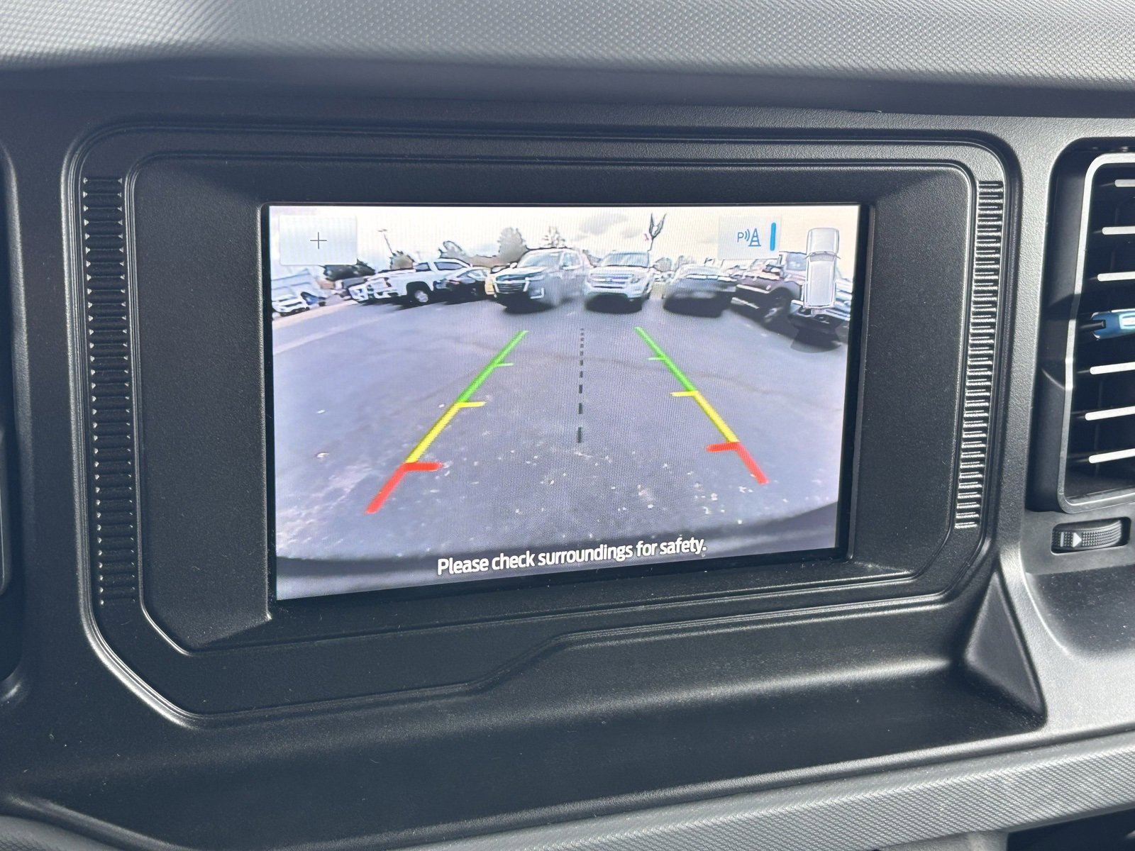 Used 2023 Ford Bronco Black Diamond image 6