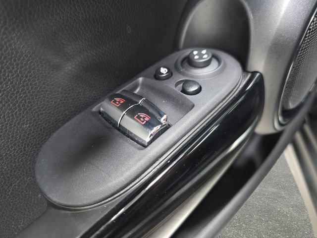 Certified 2024 MINI Cooper SE FWD image 22