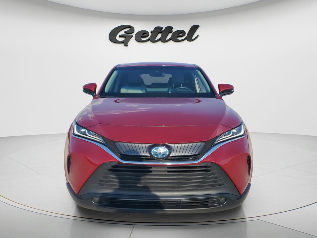 Certified 2023 Toyota Venza LE image 2