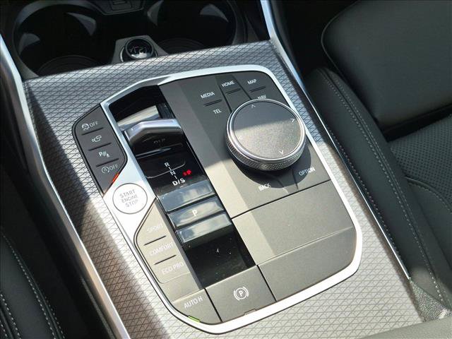Used 2026 BMW 330i Sedan w/ M Sport Package RWD image 11