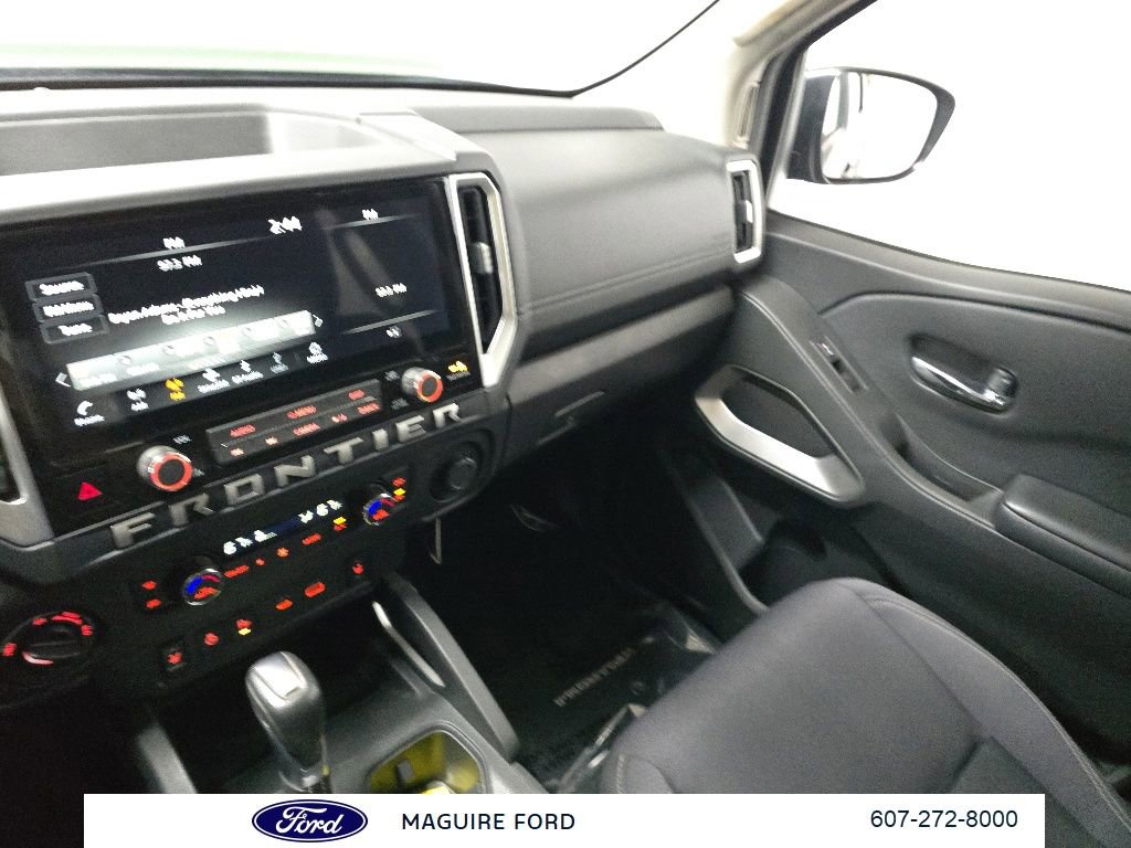 Used 2025 Nissan Frontier SV w/ SV Convenience Package AWD/4WD image 28