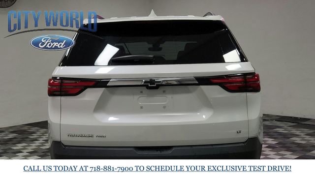 Used 2022 Chevrolet Traverse LT w/ LT Premium Package image 7