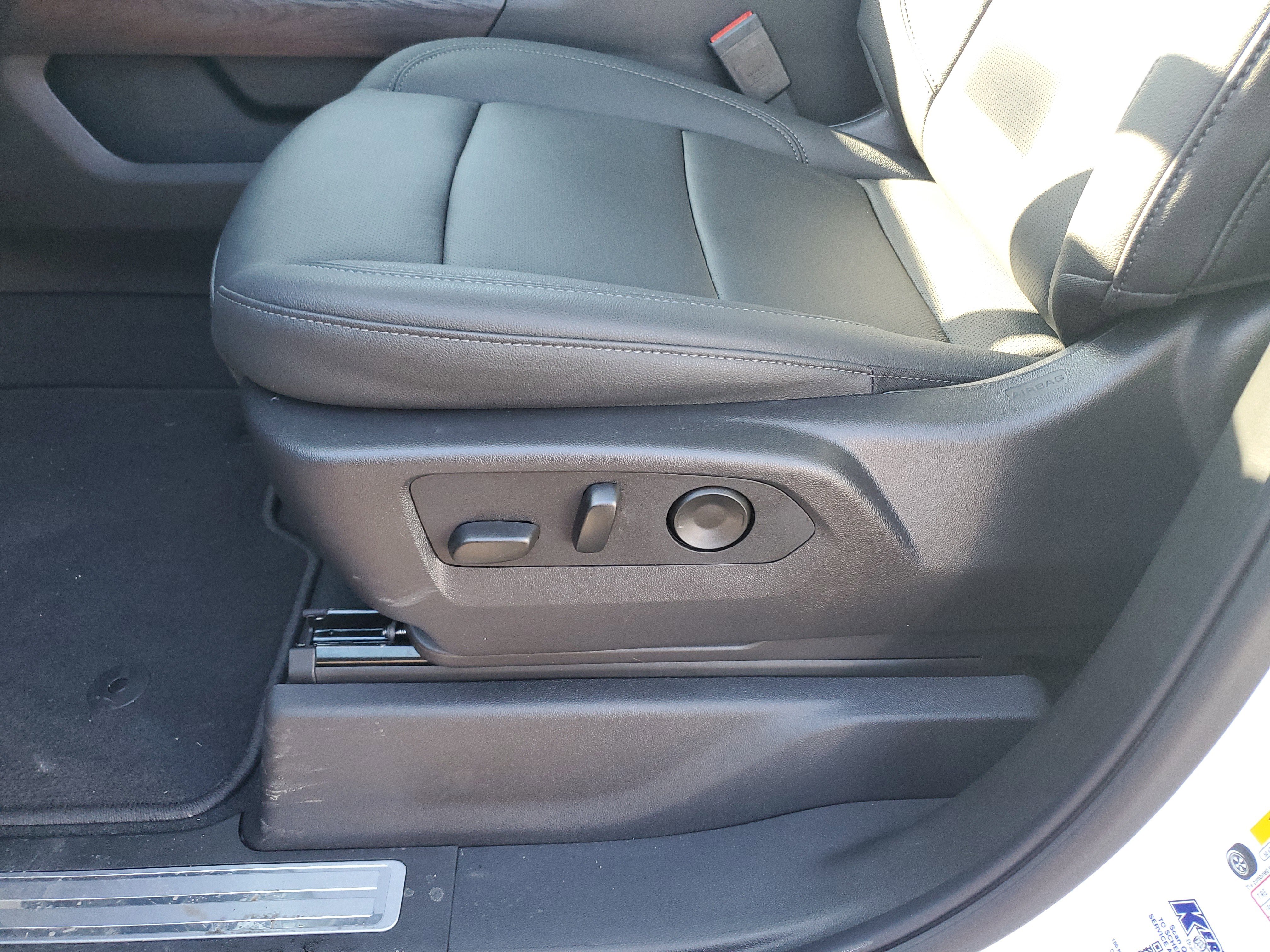 New 2026 GMC Sierra 2500 SLT w/ SLT Premium Package image 28