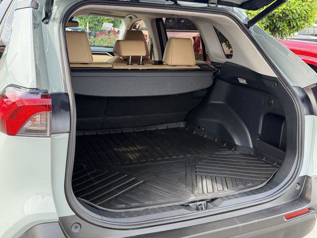 Certified 2019 Toyota RAV4 XLE Premium FWD image 23